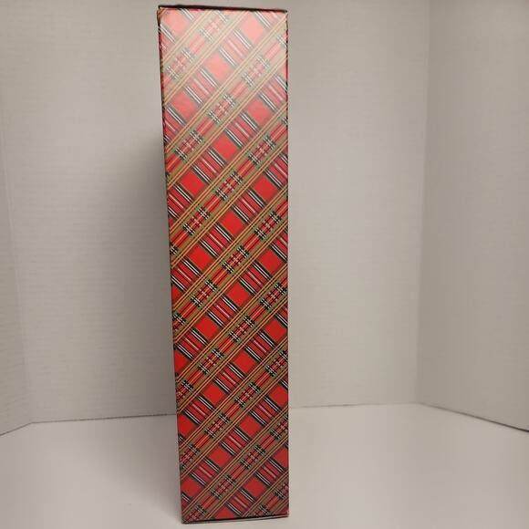 Barbie Signature Doll, 2024 Holiday Fashion Doll New - Picture 9 of 11